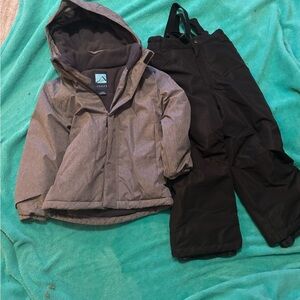 Iceberg Kids XSGray and Black Hooded Ski Jacket and Pants Set